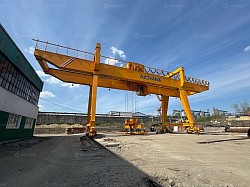 gantry crane